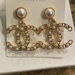 Pearl earrings
